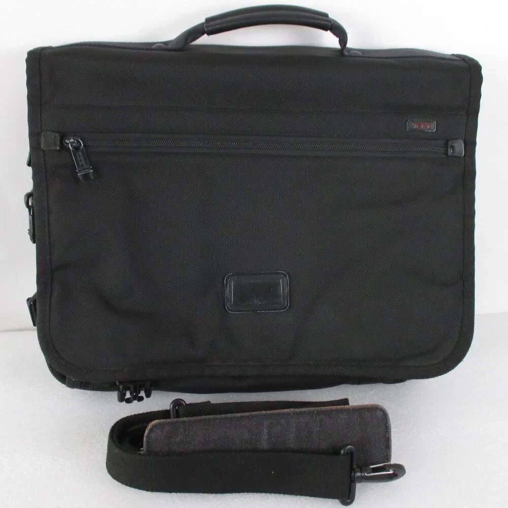 TUMI EXPANDABLE ORGANIZER LAPTOP BRIEFCASE